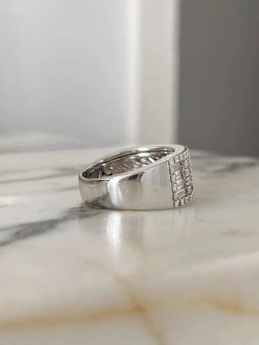 Bague 53 Bague - Or blanc 18 carats et diamants 58 Facettes