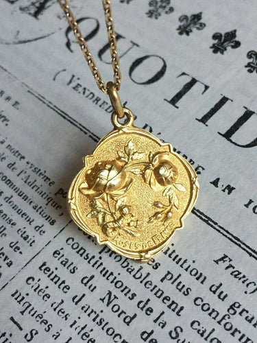 Pendentif Pendentif porte-photo Art nouveau en or jaune et or vert 18K 58 Facettes