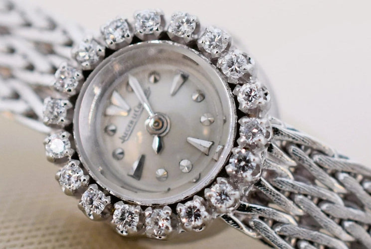 Montre Jaeger-LeCoultre - Montre femme en or blanc et diamants 58 Facettes JLC-400