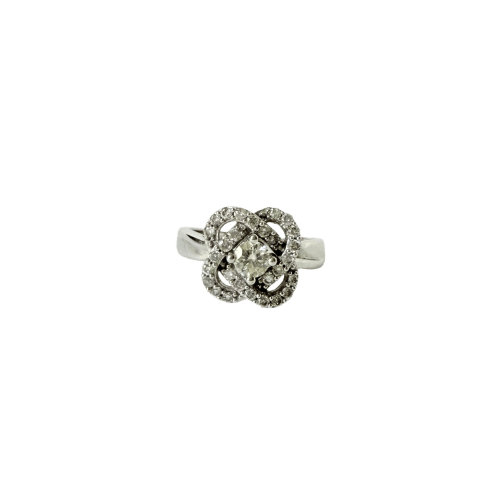 Bague 50 Bague fleur en or blanc et diamants 58 Facettes