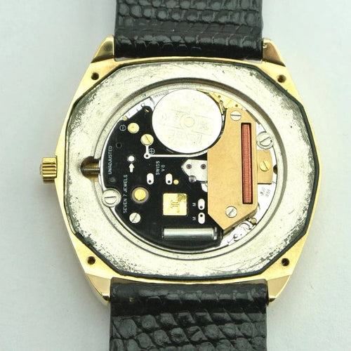 Montre Jaeger-LeCoultre Master Ultra Thin - Montre réf. 140.070.1 en or jaune 18 carats 58 Facettes
