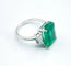 Bague 52 Bague émeraude de Zambie en or blanc et diamants trapèzes 58 Facettes