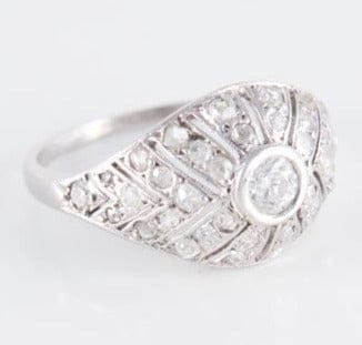 Bague 51 Bague dôme en platine 850 ornée de diamants 58 Facettes