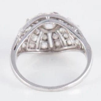 Bague 51 Bague dôme en platine 850 ornée de diamants 58 Facettes