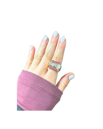 Bague 55 Bague tank en or jaune 18 kt avec rubis synthétiques et diamants 58 Facettes