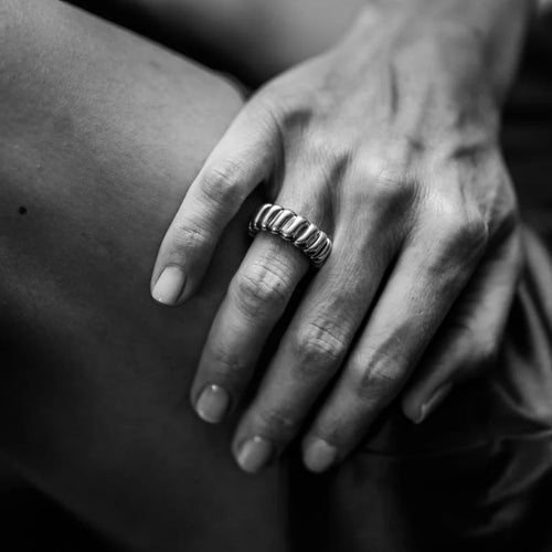 c4261a74-ba54-4b95-e543-de2abc70f800