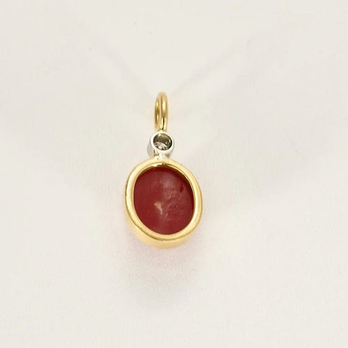 Pendentif Pendentif en or jaune 18 k au corail et diamant 58 Facettes