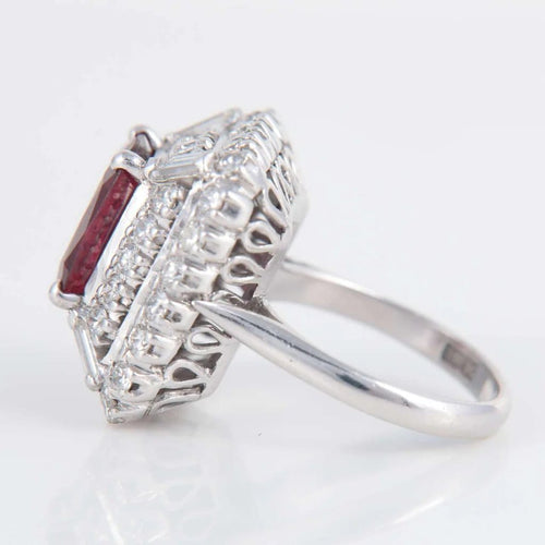 Bague 49 Bague marguerite rubis birman et diamants en or blanc 18 ct 58 Facettes 1