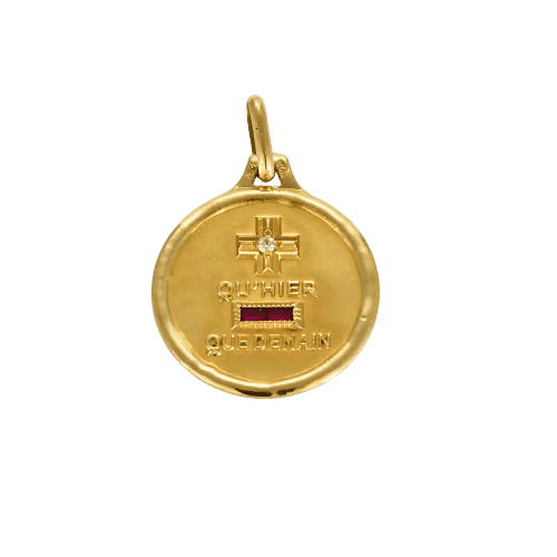 Pendentif Augis - Médaille « + qu’hier – que demain » en or jaune avec diamant 58 Facettes