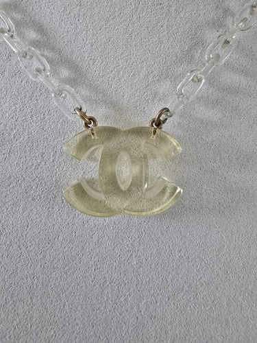 Collier Chanel Ice Cube - Collier vintage en métal doré et résine 58 Facettes