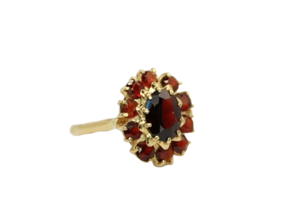 Bague 55.5 Bague marguerite vintage en or jaune 18 carats et grenats 58 Facettes