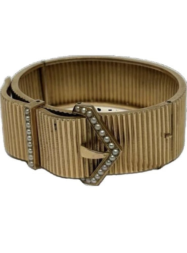 b45d81a4-c280-483f-df5a-b4aa75dc1800