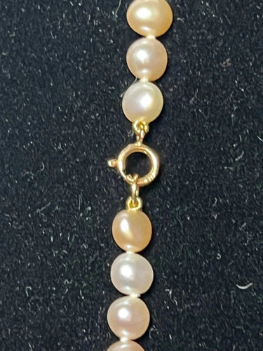 Collier Collier de perles de culture 45 cm avec fermoir en or jaune 58 Facettes