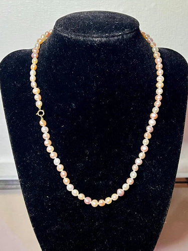 Collier Collier de perles de culture 45 cm avec fermoir en or jaune 58 Facettes