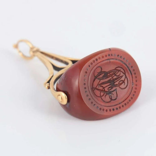 Pendentif Cachet à devise - Pendentif en or jaune 18 ct et agate rouge 58 Facettes 1
