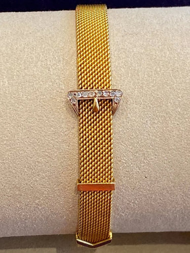 c1576860-a3a6-43ca-05e0-6c5a13462600