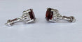 Boucles d'oreilles Boucles d’oreilles puces en or blanc 18 carats, rubis et diamants 58 Facettes