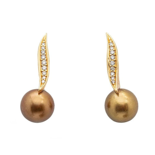 Boucles d'oreilles Boucles d’oreilles en or rose 18 carats avec perle et diamants 58 Facettes D359666LF
