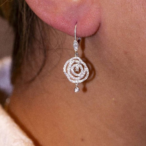 Boucles d'oreilles MONAKAL - Boucles d'oreilles en or blanc 18 carats et diamants 58 Facettes D360395CS