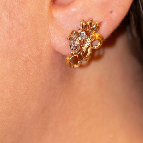 Boucles d'oreilles Boucles d’oreilles Fleur Nouveau en or jaune 18 ct et platine, diamants 58 Facettes D361032JC