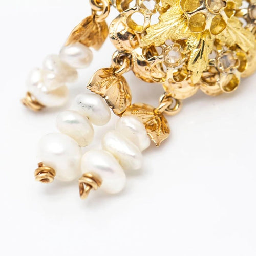 Boucles d'oreilles Keshi 1900 - Boucles d'oreilles Novecentismo en or jaune 18 carats, diamants et perles 58 Facettes D361018JC