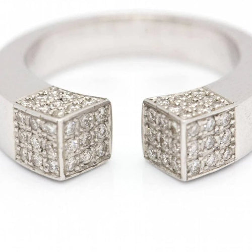 Bague 55 Bague pavée carrée en or blanc 18 ct et diamants 58 Facettes D360525FJ