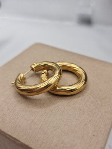 Boucles d'oreilles Boucles d’oreilles créoles vintage en or jaune 18 ct (années 1980) 58 Facettes CV-009
