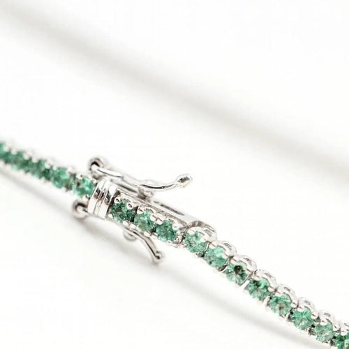 Bracelet Bracelet rivière en or blanc 18 carats et émeraudes 58 Facettes D363126CG