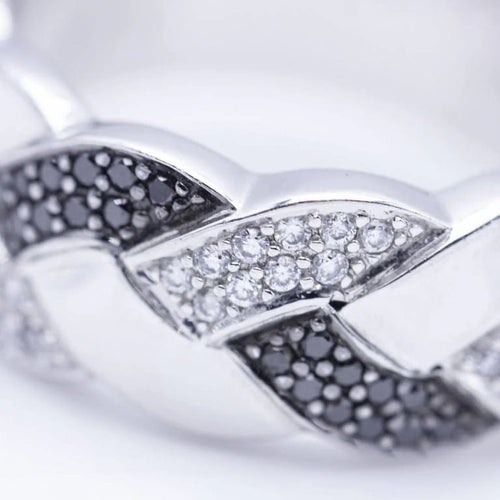 Bague 57 Bague tressée - Or blanc 18 ct et diamants blancs et noirs 58 Facettes N102884LF