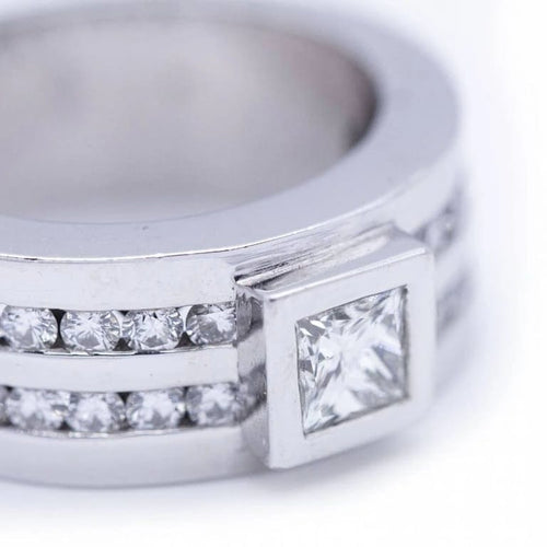 Bague 55 Bague femme en or blanc 18 ct avec diamant princesse 58 Facettes N102887LF