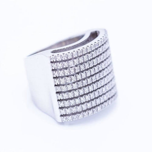 Bague 54 Bague pavée en or blanc 18 kt et diamants 1,70 ct 58 Facettes N102922EJ