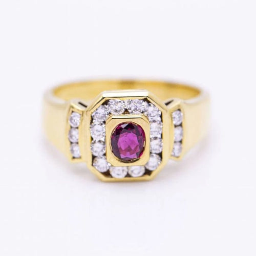 Bague 54 Bague en or jaune 18 kt avec rubis ovale et diamants 58 Facettes N102933EJ
