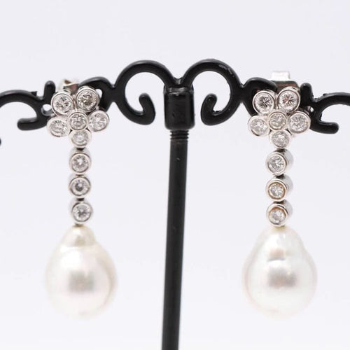 Boucles d'oreilles Boucles d’oreilles - Perles australiennes naturelles et diamants en or blanc 18 ct 58 Facettes D359536JC
