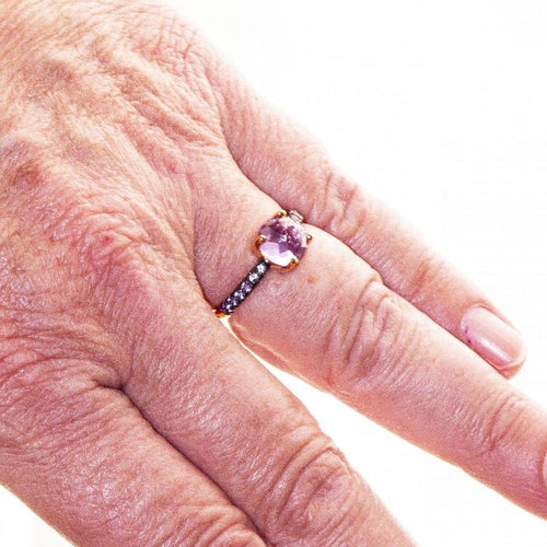 Bague 53 MIMI - Bague en or rose 18 ct avec saphirs violets et améthyste 58 Facettes D363773UZ