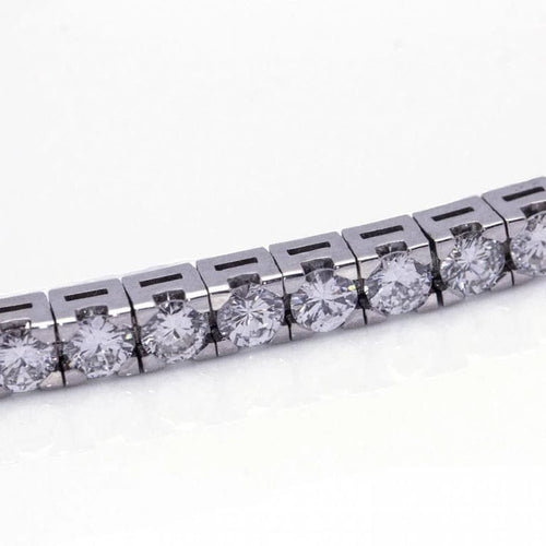 Bracelet Bracelet rivière en or blanc 18 carats et diamants taille brillant 58 Facettes D364212LF
