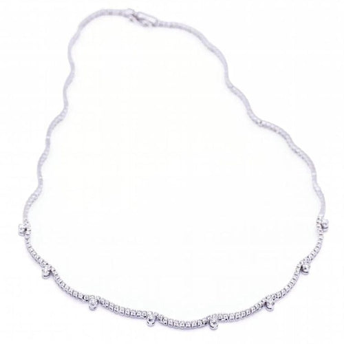Collier Collier en or blanc 18 carats et diamants taille brillant 58 Facettes D364222LF