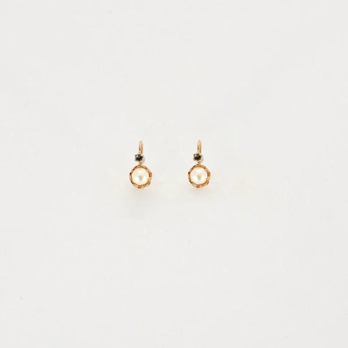 fe8496b2-66b9-49ec-48e7-b548bed34e00