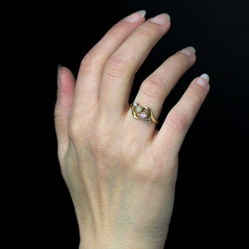 Bague 56 Bague toi et moi en or jaune 18 carats, perle fine, saphir rose et diamants 58 Facettes 09-036
