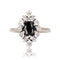 Bague 52 Bague marquise saphir et diamants en or blanc 18 carats 58 Facettes 24-199