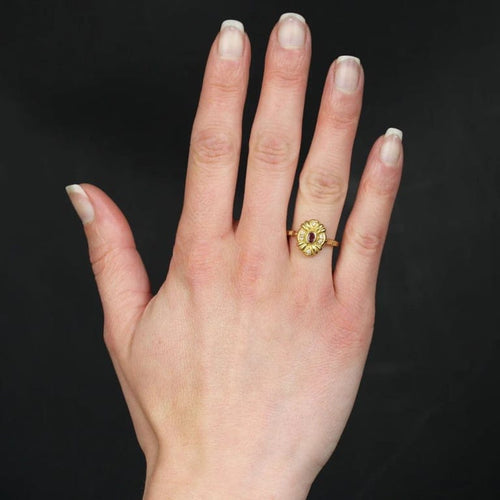 Bague 54 Bague en or jaune 18 carats avec rubis ovale et diamants 58 Facettes 21-674A
