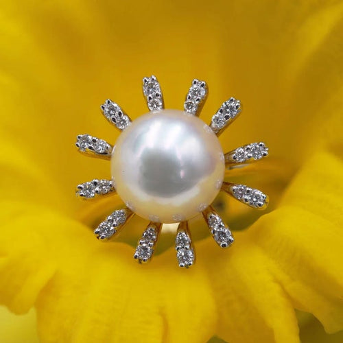 Bague 54 Bague flocon en or jaune 18 carats avec perle Akoya et diamants 58 Facettes 24-071