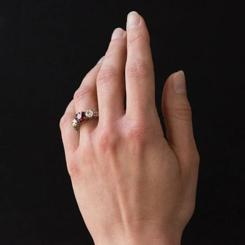 Bague 53 Bague en or blanc 18 carats rubis et diamants pavés 58 Facettes 05-118-3177552-53
