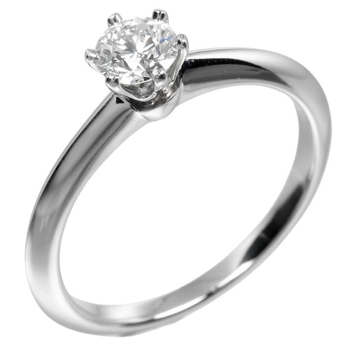 Bague 48 Tiffany & Co. - Bague solitaire Tiffany Setting en platine et diamant 58 Facettes c3927u