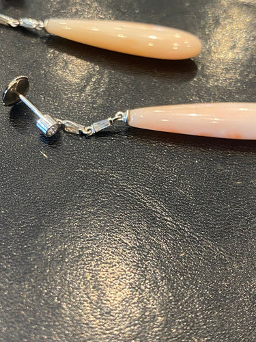 Pendientes de gota en oro blanco de 18K con diamantes y ágata rosa 