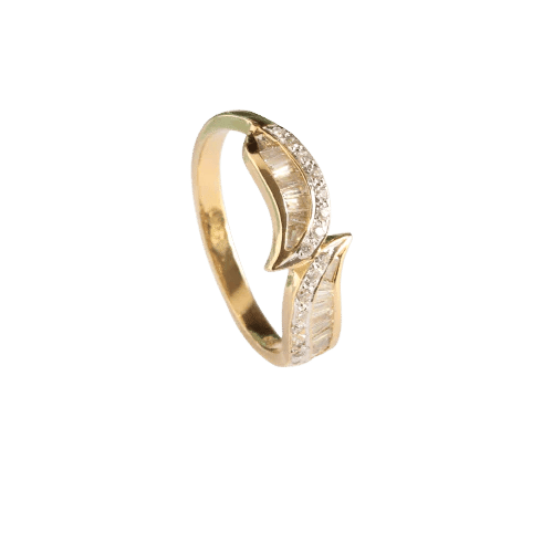 Bague 56 Bague en or jaune 18 carats avec diamants 58 Facettes 158/23