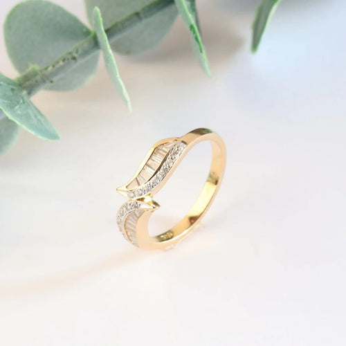 Bague 56 Bague en or jaune 18 carats avec diamants 58 Facettes 158/23