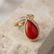 Bague 55 Bague en or jaune 18 carats, corail et diamants 58 Facettes 1853