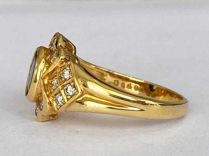 Bague 53 Bague cocktail entourage en or jaune 18 ct avec saphir et diamants 58 Facettes ring