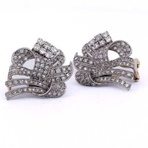 Boucles d'oreilles Boucles d’oreilles vintage - Motif floral en platine 950 et diamants 58 Facettes OR210 '(00029)