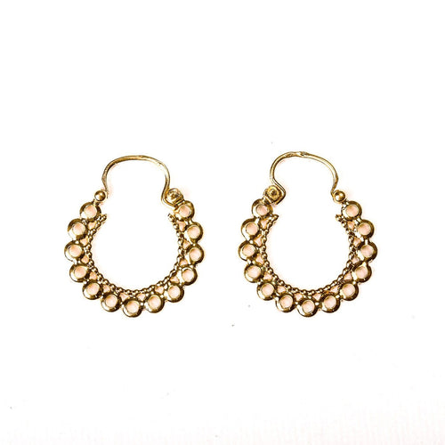 Boucles d'oreilles Boucles d'oreilles créoles festonnées et ajourées en or jaune 18K 58 Facettes LMB-334